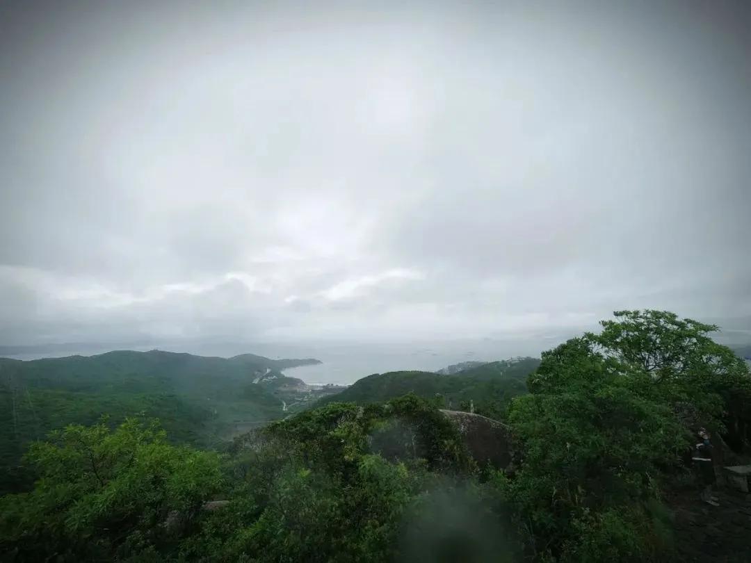 跑向沙9|哈工大沙9马峦山负重训练