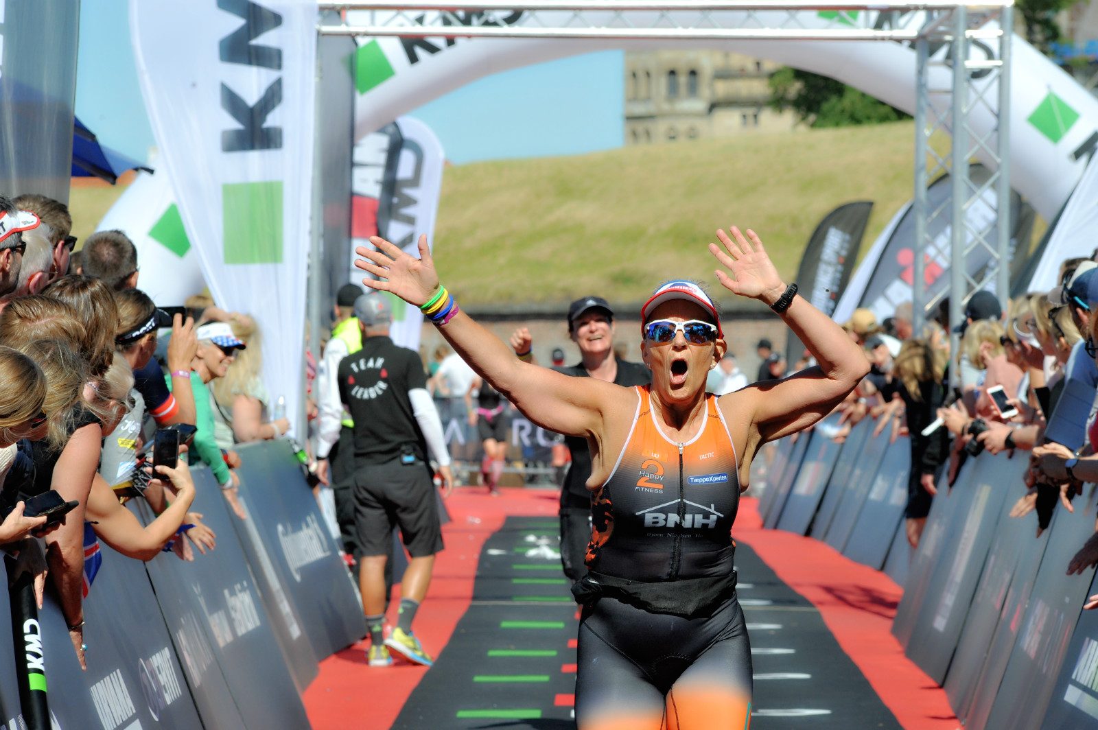 克伦堡城堡前的2019KMDIRONMAN70.3Elsinore半铁人欧洲锦标赛