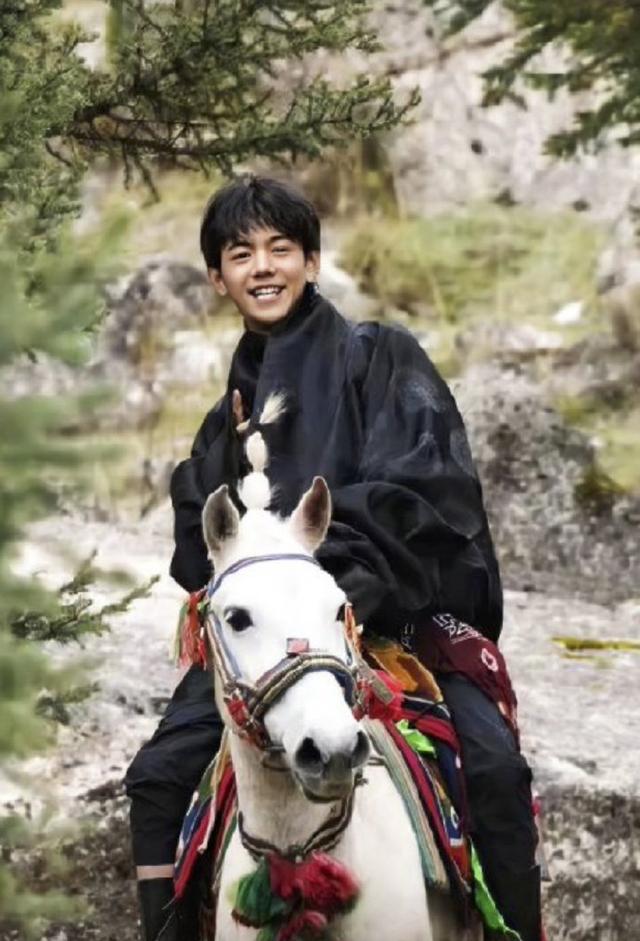 四川省理塘县旅游形象大使丁真,丁真四川甘孜理塘县旅游形象提升