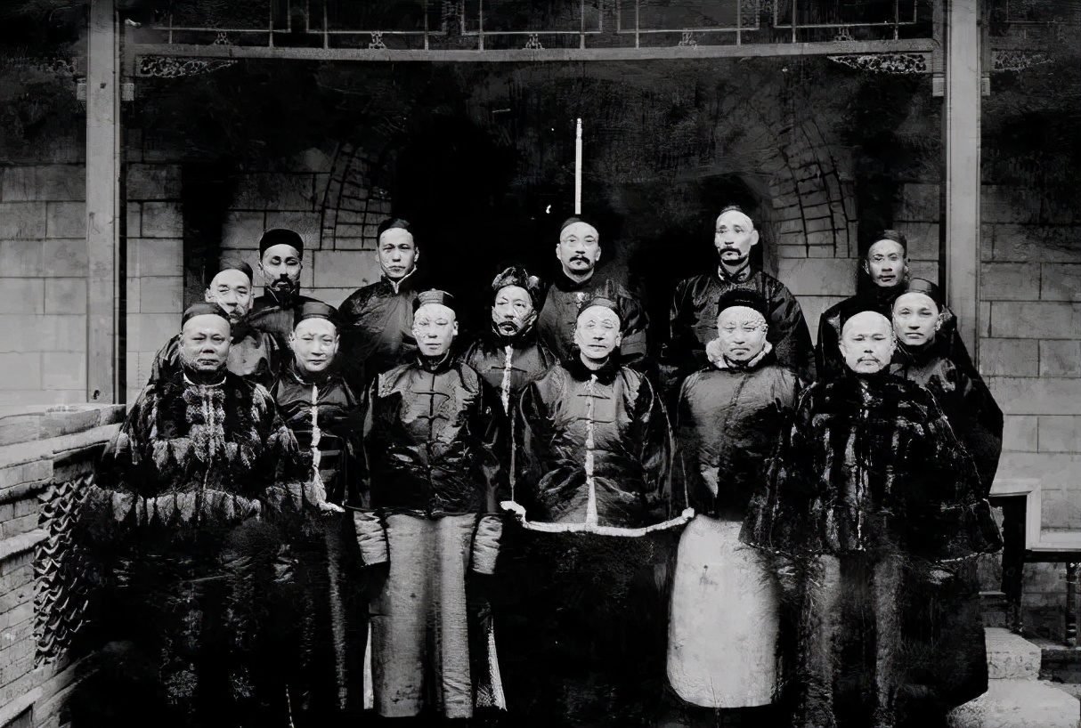 清朝为什么总向列强赔款,清朝灭亡不平等条约赔款怎么处理