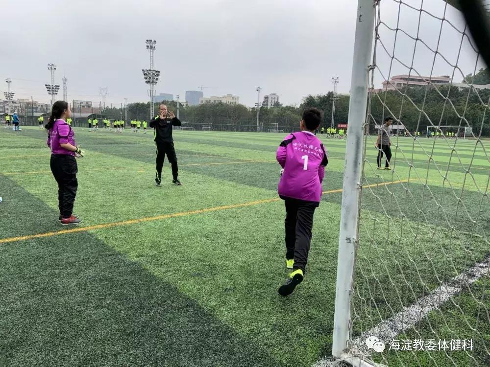 海淀体育青少年足球训练营,海淀篮球青少年训练营