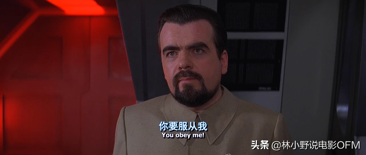 007大钢牙视频,007大钢牙咬死鲨鱼