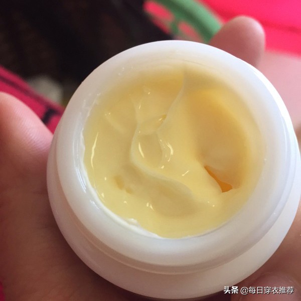 婚纱女王王薇薇视频完整版,“婚纱女王”王薇薇出席时尚大奖