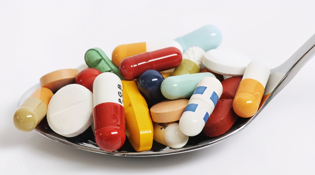 尖锐性湿疣丘疹是单个生长的吗,尖锐性湿疣是通过皮损传染的吗