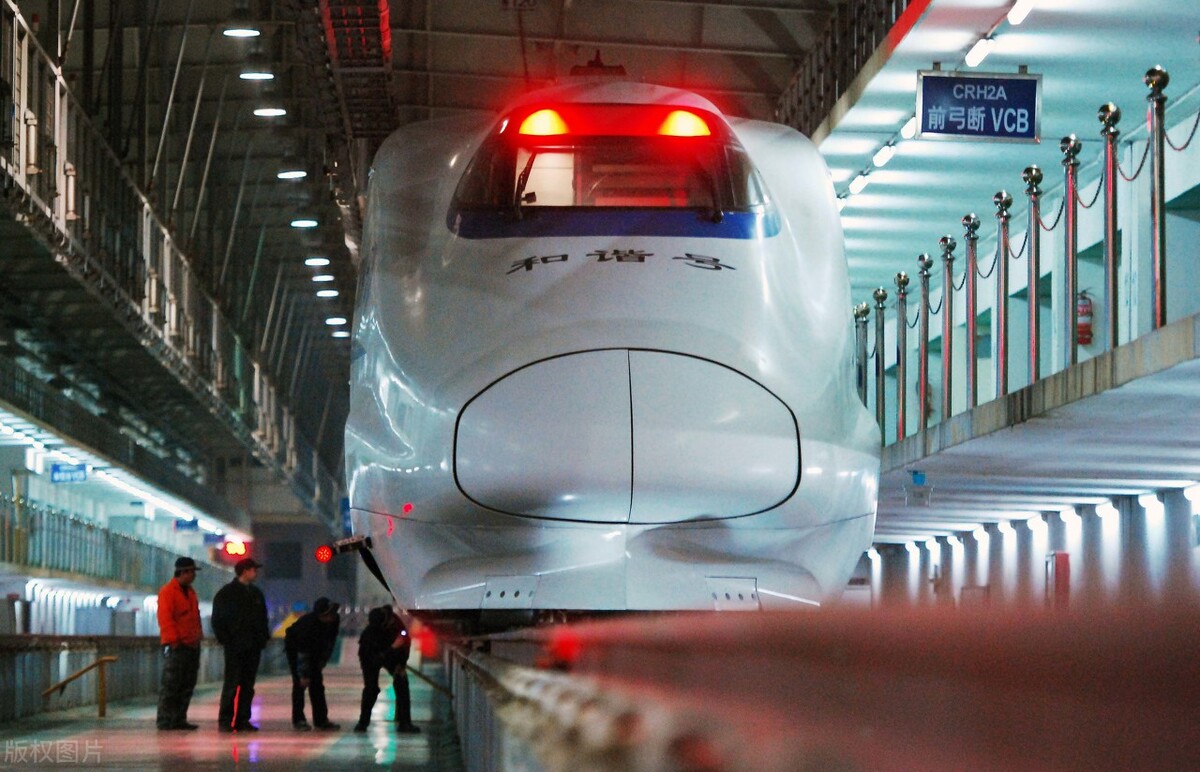 航空公司地勤真实工资,航空公司地勤工作怎么样