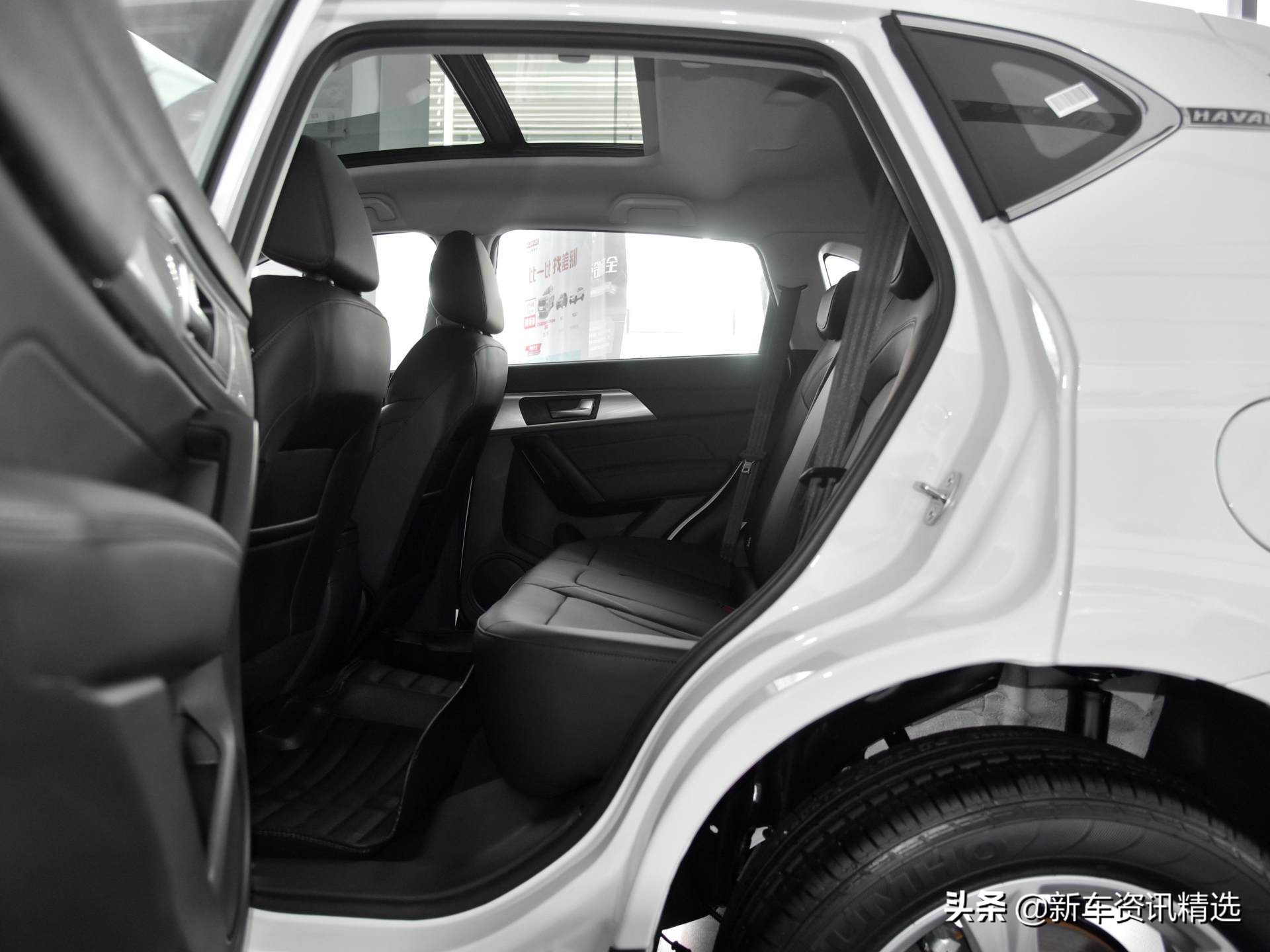 价格低廉高品质，与销冠同等实力，省油自动挡SUV，实拍哈弗H2