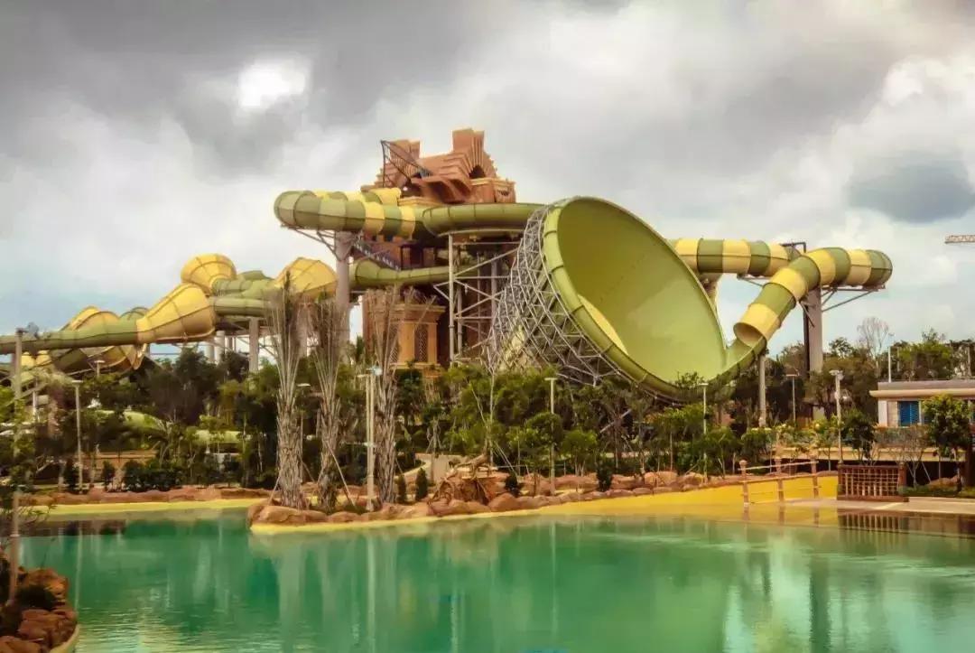 夏天玩水比较刺激的地方,玩水刺激好玩的地方推荐