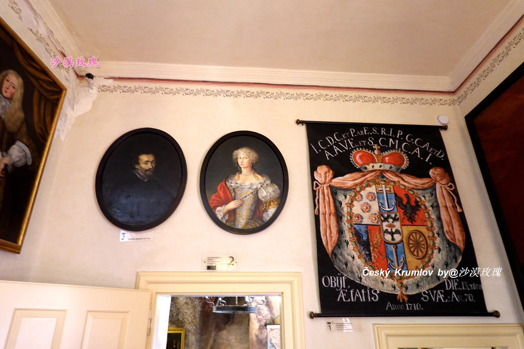 在有“捷克的丽江”之称的小镇,寻觅五瓣玫瑰的芳香