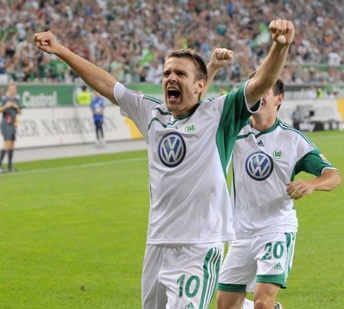 难忘的德甲最强三叉戟！横扫联赛吊打拜仁！夺64年队史首座冠军！