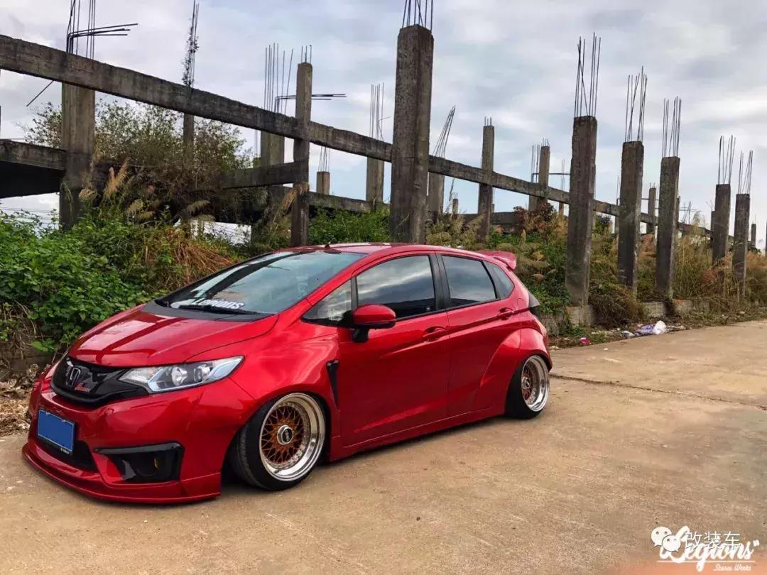 车友把本田超跑GK5改得一身骚气，定制改件更是独一无二！