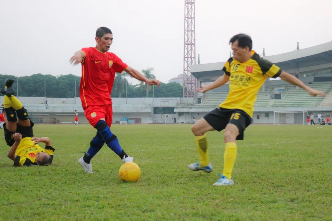 中山民间球王李雄文,中山球王的传说