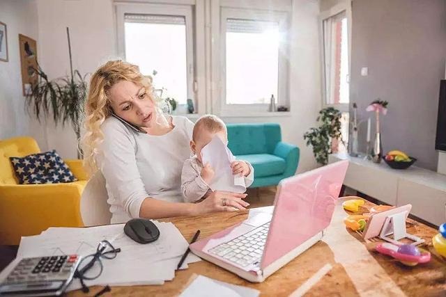 哄娃神器火火兔蓝牙故事机,宝宝巴士儿童早教智能口袋故事机