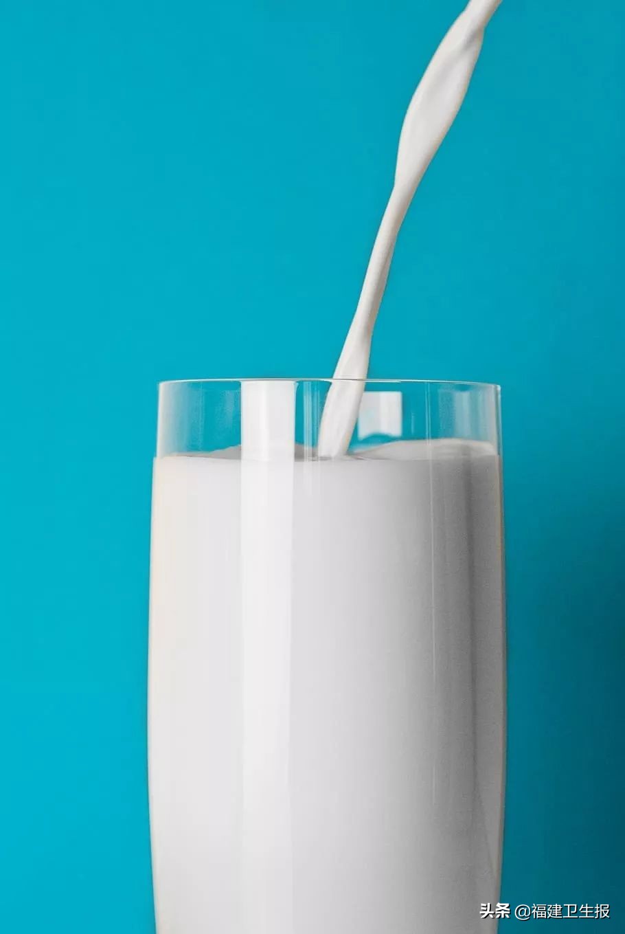 小孩咳嗽喝奶过敏症状,小孩支气管咳嗽可喝配方奶吗