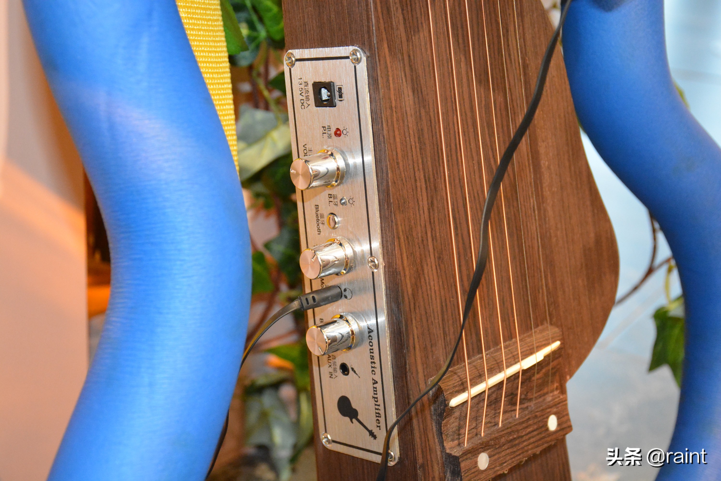 释放狂野,发挥潜能,演风采——力稳旅行吉他体验