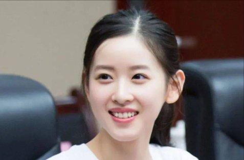 王思聪怼奶茶妹妹刘强东回复,奶茶妹妹刘强东王思聪