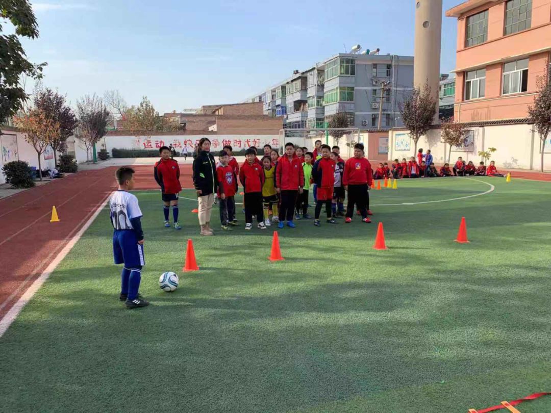 鐪佺骇瓒崇悆楠ㄥ共鏁欏笀鍩硅,鏍″洯瓒崇悆楠ㄥ共鏁欏笀鍩硅