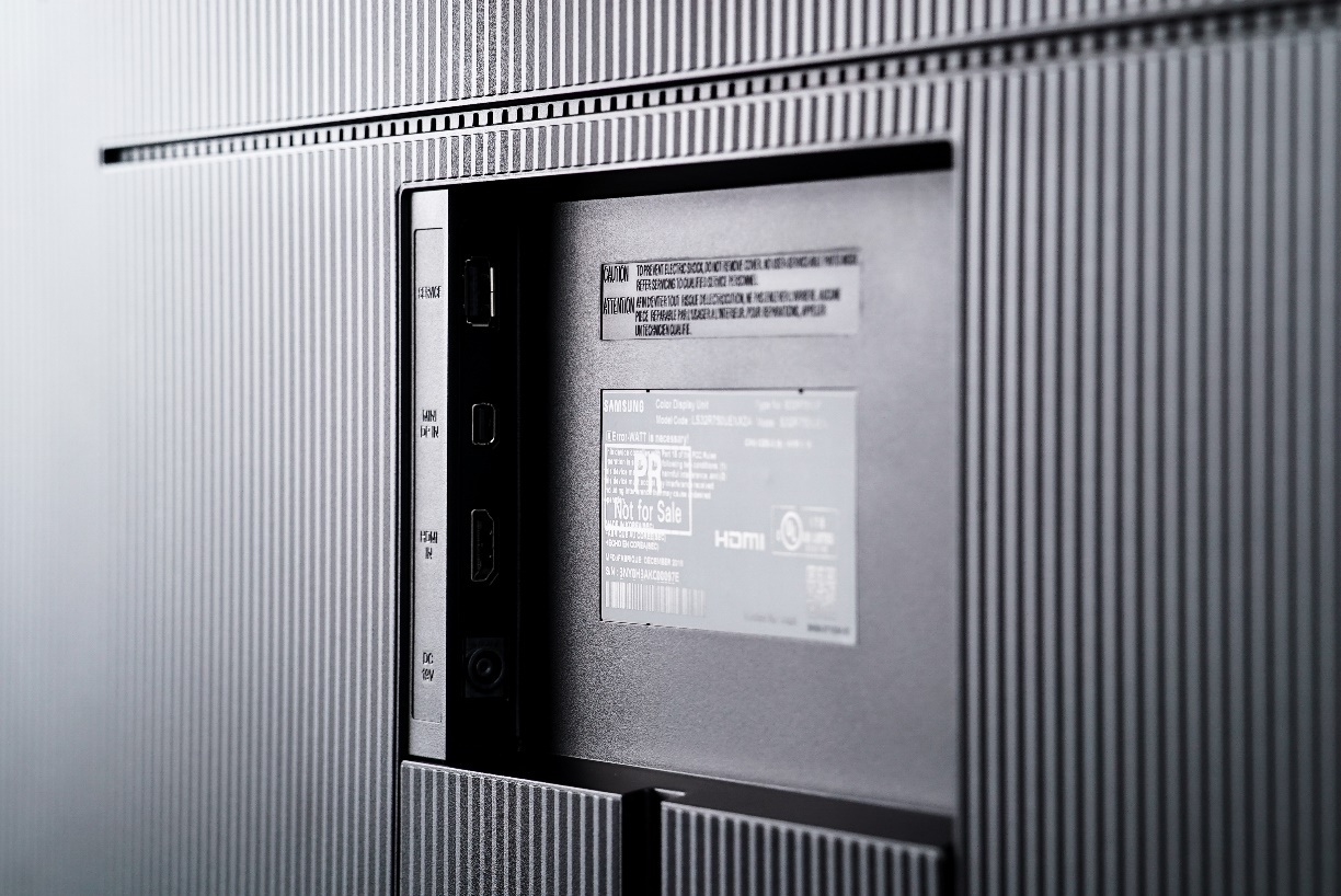 三星space显示器拖影,三星space显示器花屏