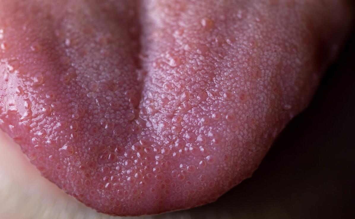 感冒睡前咳嗽快速止咳小妙招,一人感冒家里人怎样预防