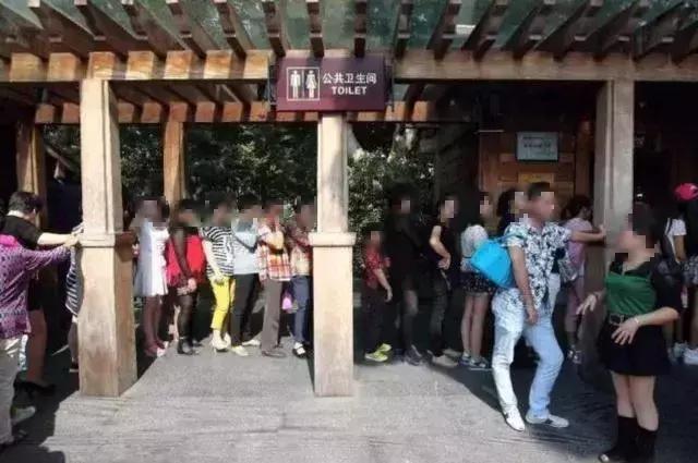 外国的公厕女厕所排队吗,女厕所为什么永远在排队