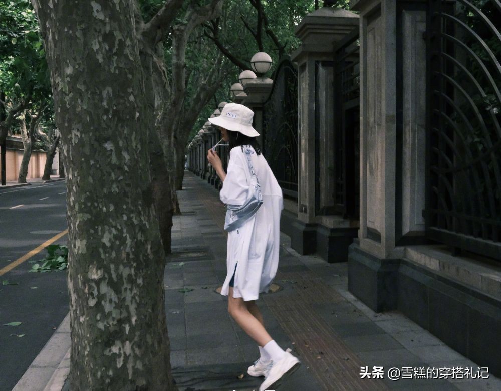 现在适合穿的打底袜,今年秋冬流行什么打底袜