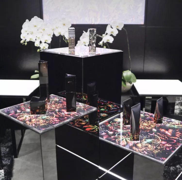 网红彩妆集合店来重庆啦,美妆nars