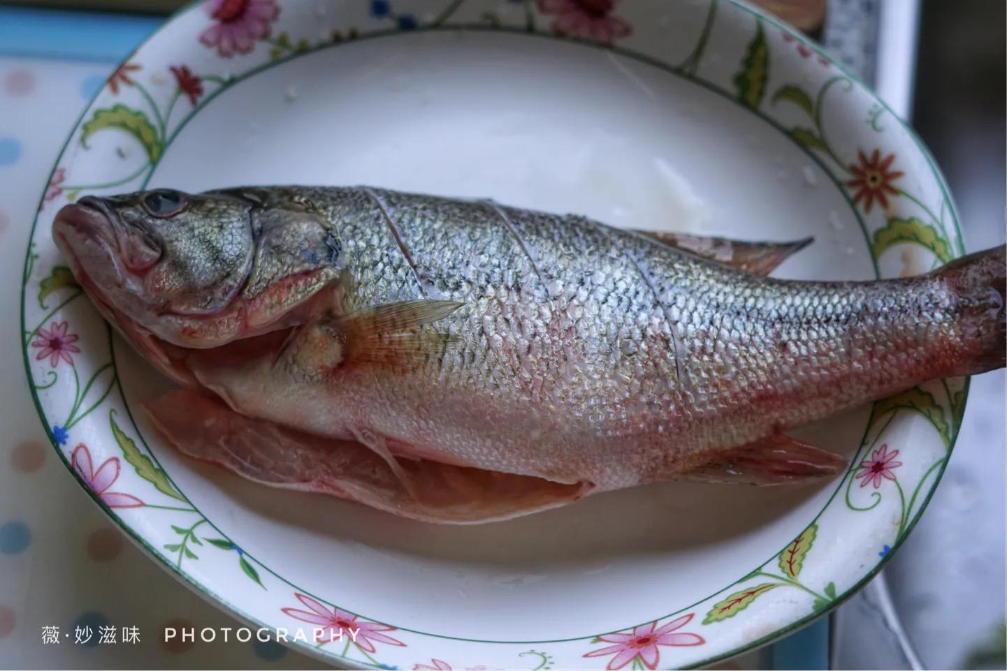 鱼与香肠的约会～香肠豆腐炖鱼～