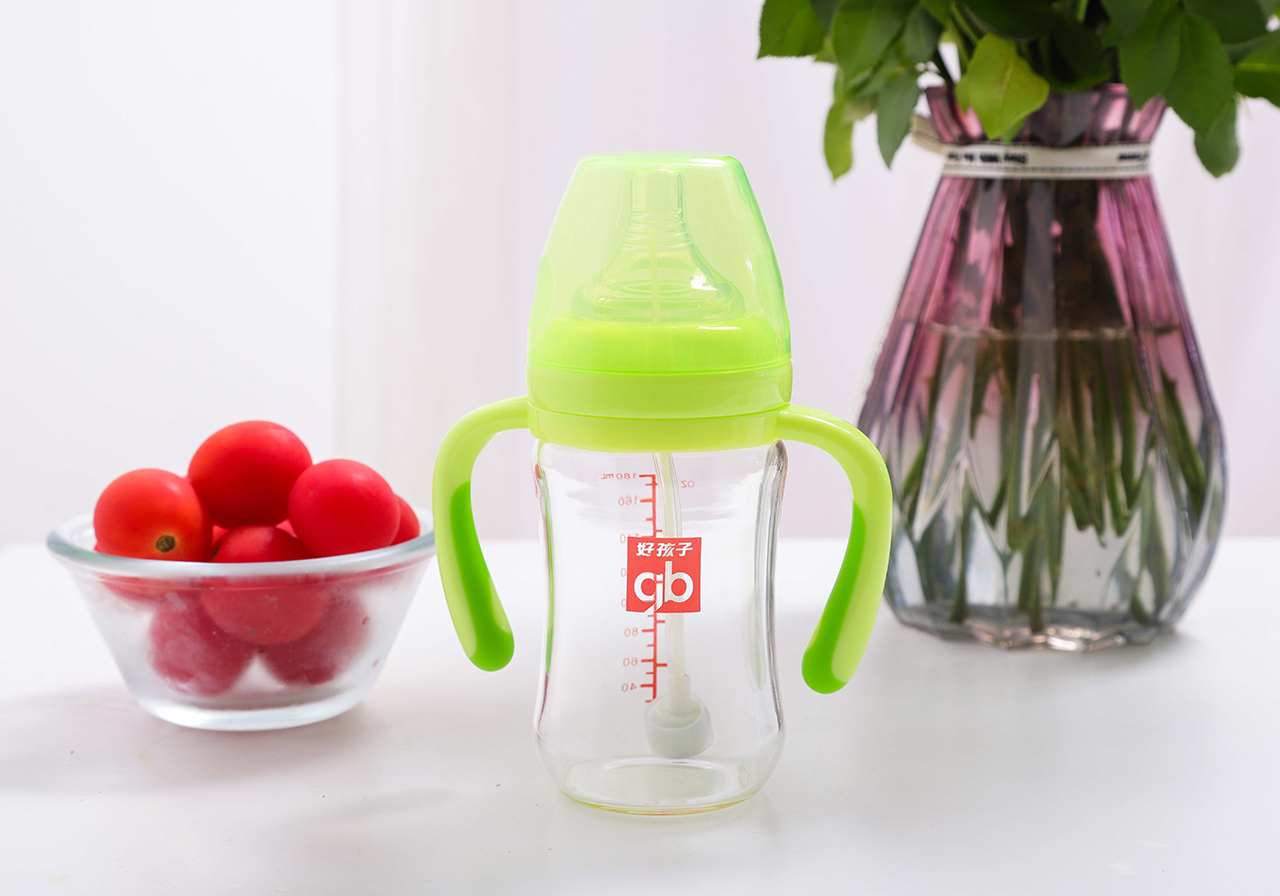 新生儿到底哪款奶瓶更适合,新手妈妈奶瓶测评