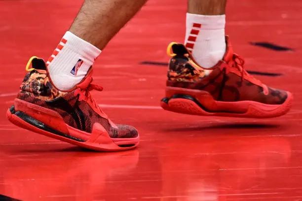 全城9代价格高过AJ35，李宁真的比耐克强了么？