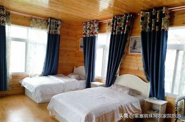 去赶海抓螃蟹海边淋雨捡贝壳,来海边抓螃蟹拾贝壳