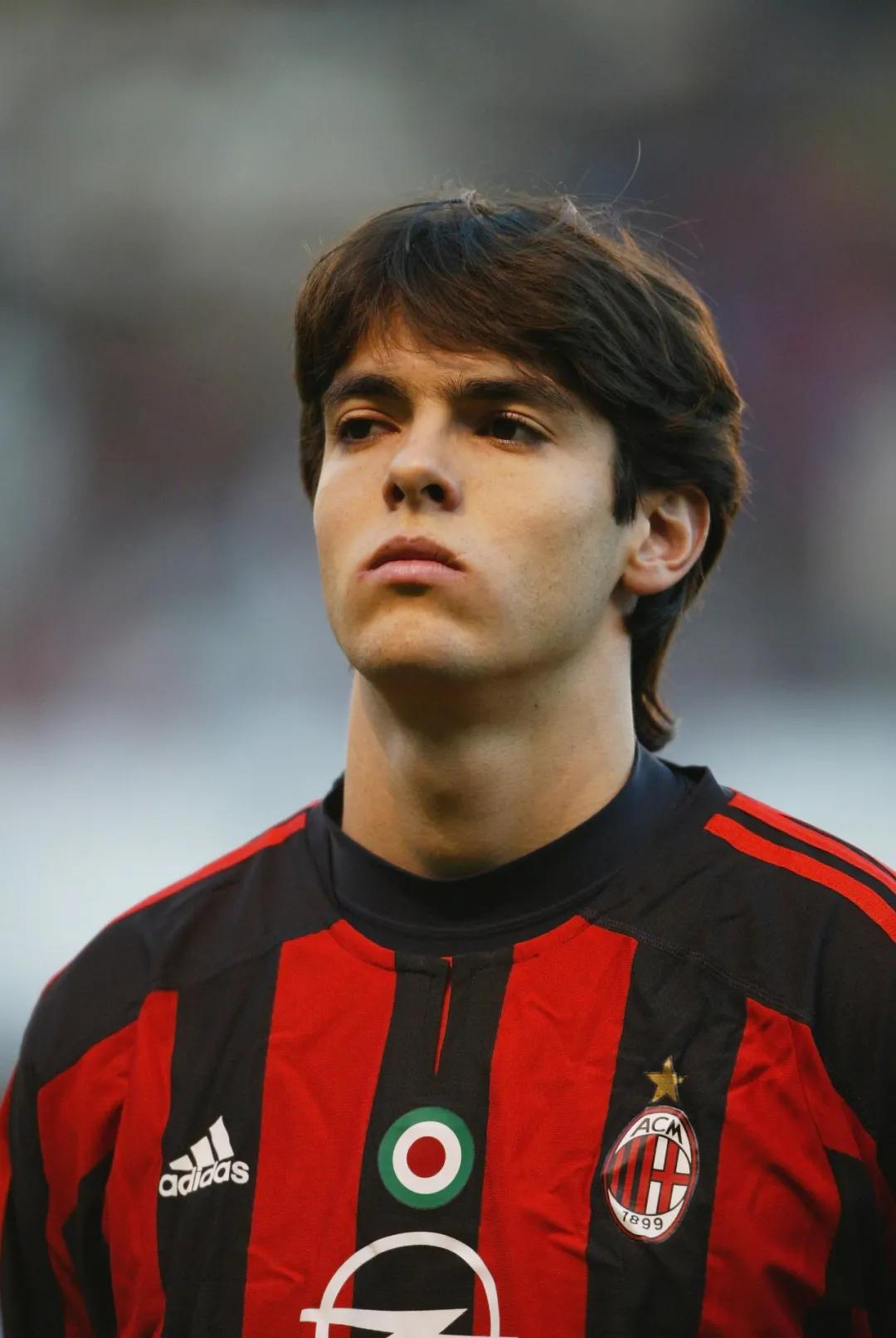 世界公认足球十大帅哥排行,足球界最帅的是谁