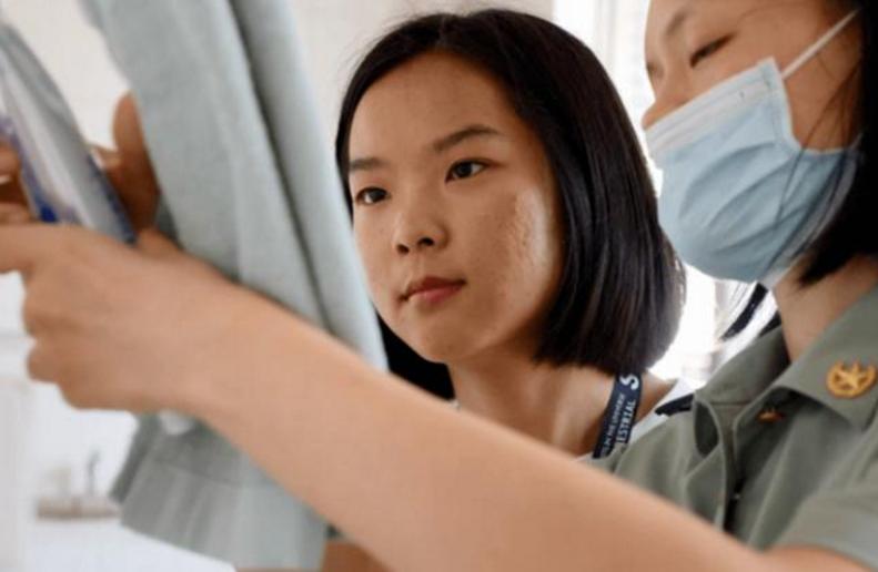 云南高考女生考出660分,17岁云南女孩就差1分落榜国防大学