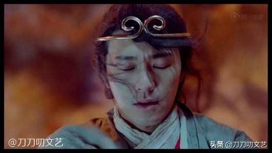 周星驰冲镜头飞吻画面,周星驰飞吻片段