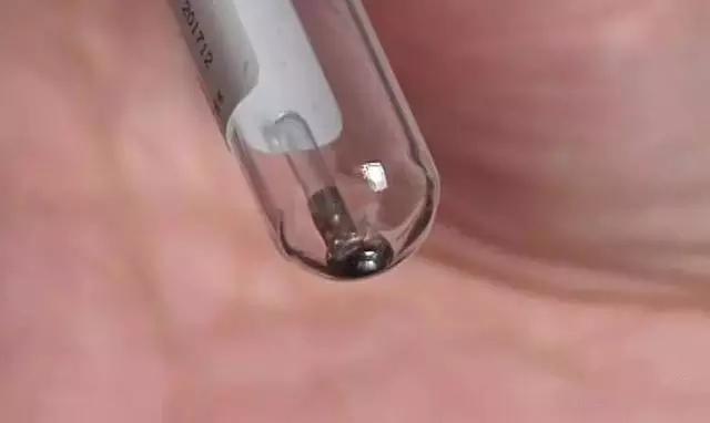 水银温度计打碎了引起的事故,水银温度计打碎了人怎么善后