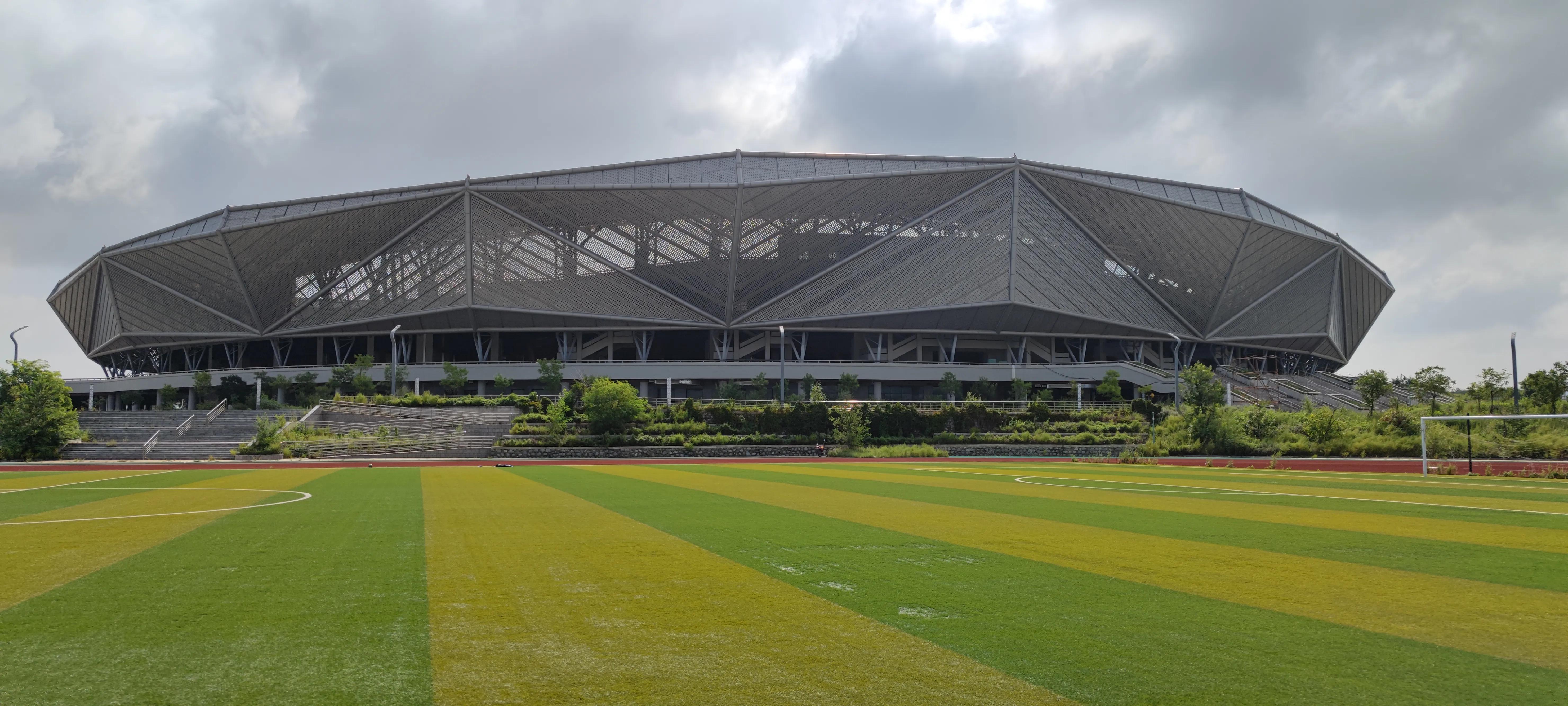 普湾体育场票务,普湾体育场站