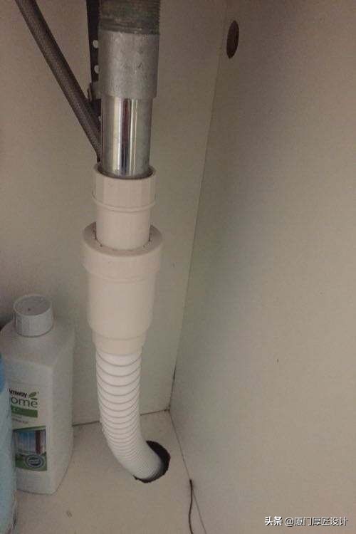 洗手台下水管臭味怎么解决,洗脸台下水管反水怎么处理