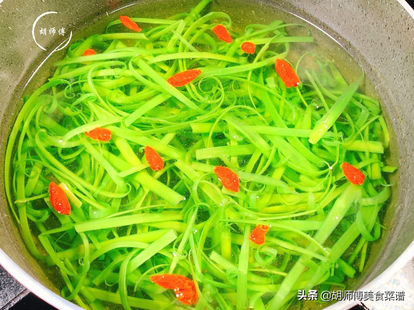 杩欑閲庤彍鍚冧簡瀵硅韩浣撳仴搴峰張钀ュ吇,杩欑閲庤彍鐓按鍠濊兘鎺掑嚭姣掔礌