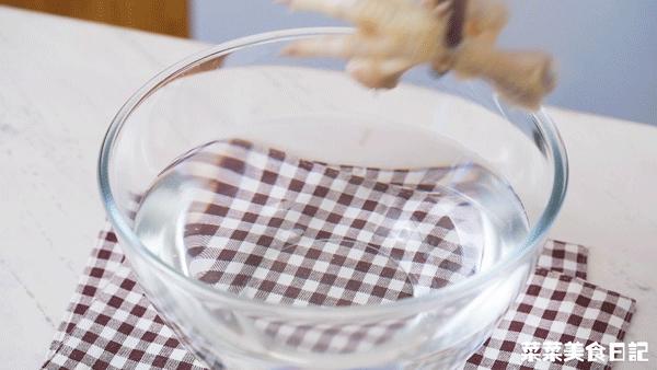 这一碗又润又美，电饭煲一键搞定！比敷面膜还管用