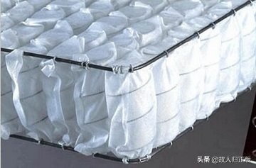 乳胶床垫下面垫弹簧床,弹簧床好还是乳胶床好