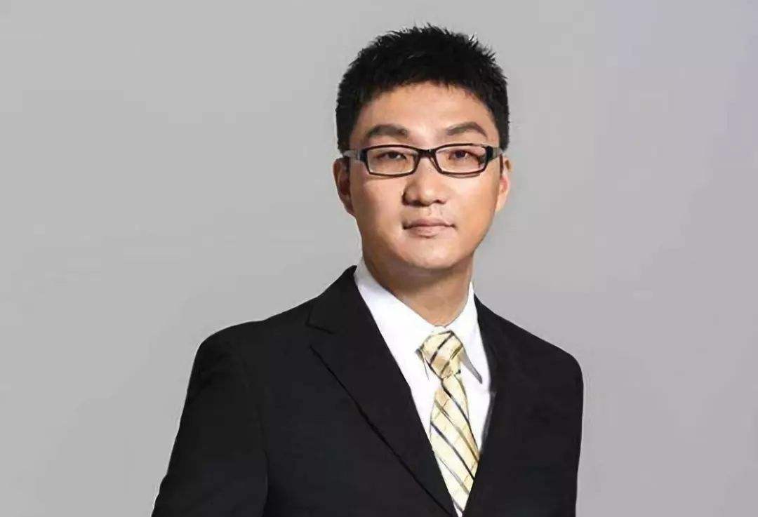 拼多多黄峥捐款1000亿原因,黄峥在拼多多的花名为什么叫阿庄