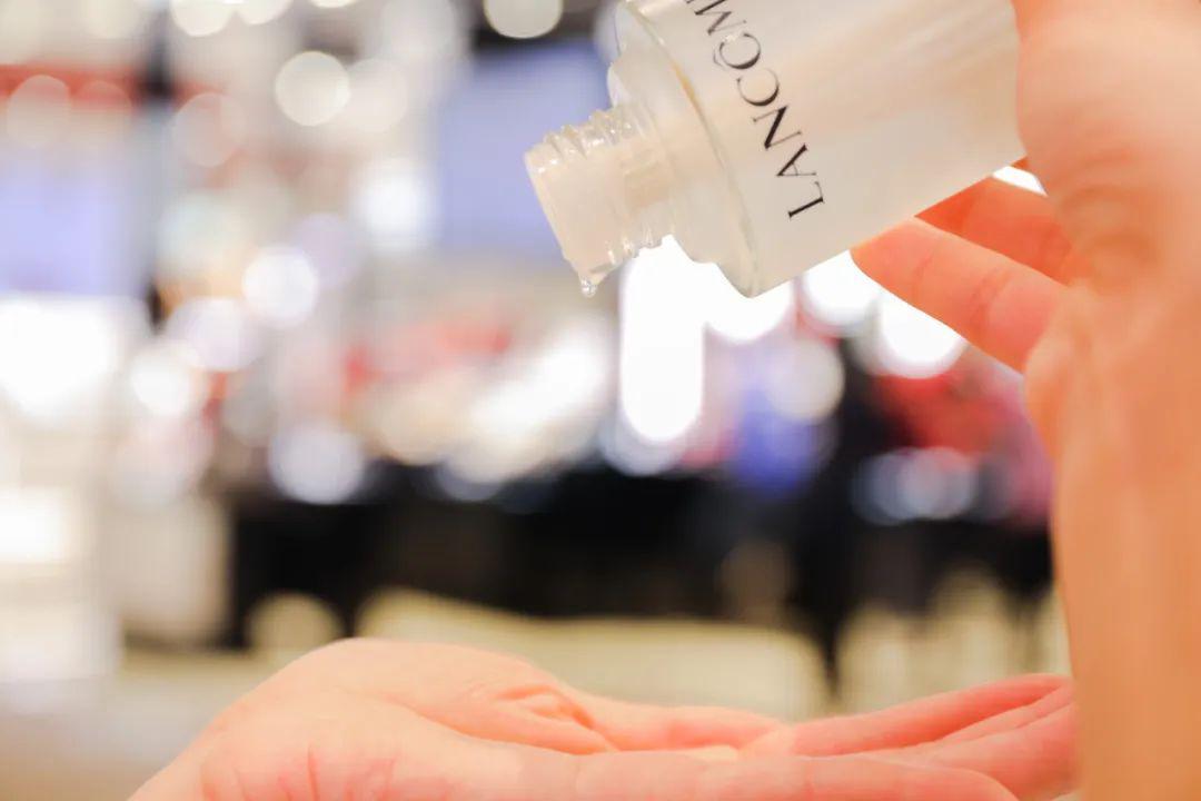 不看血亏！5.9折的克拉钻、买正装送正装的YSL，成都就这儿有