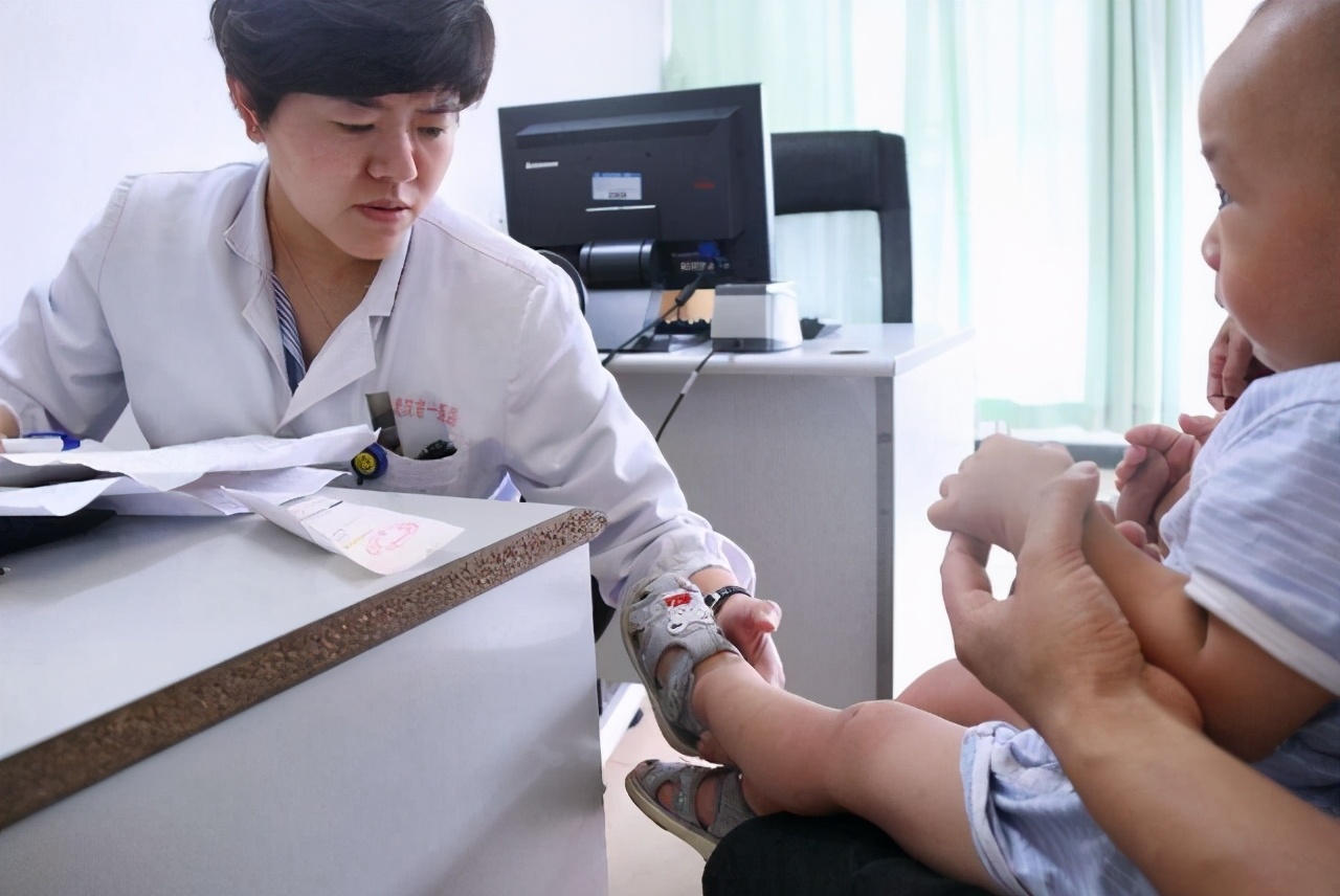 新生儿湿疹怎么预防最佳方法,新生儿怎么预防湿疹最好方法