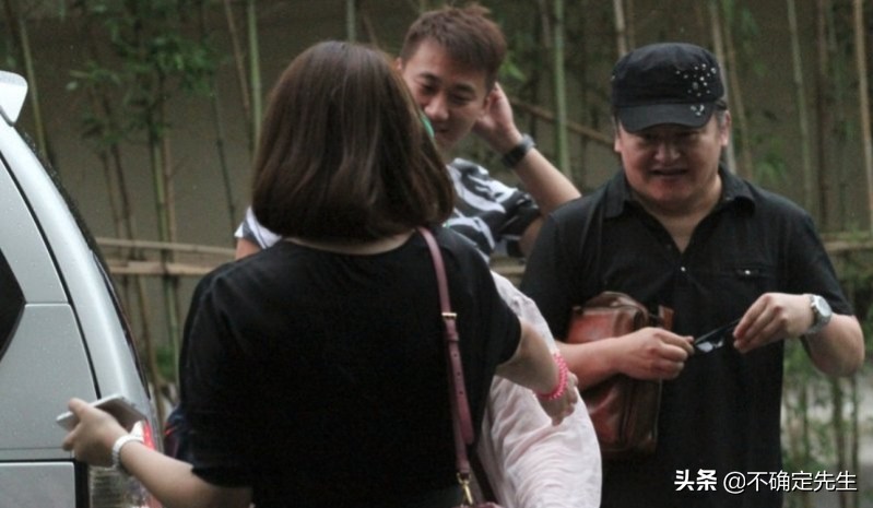 伴随一代人的刘欢，股骨头缺血性坏死，现状如何？