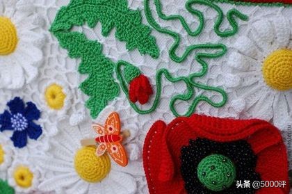 爱尔兰钩花拼出来的包包时尚大气