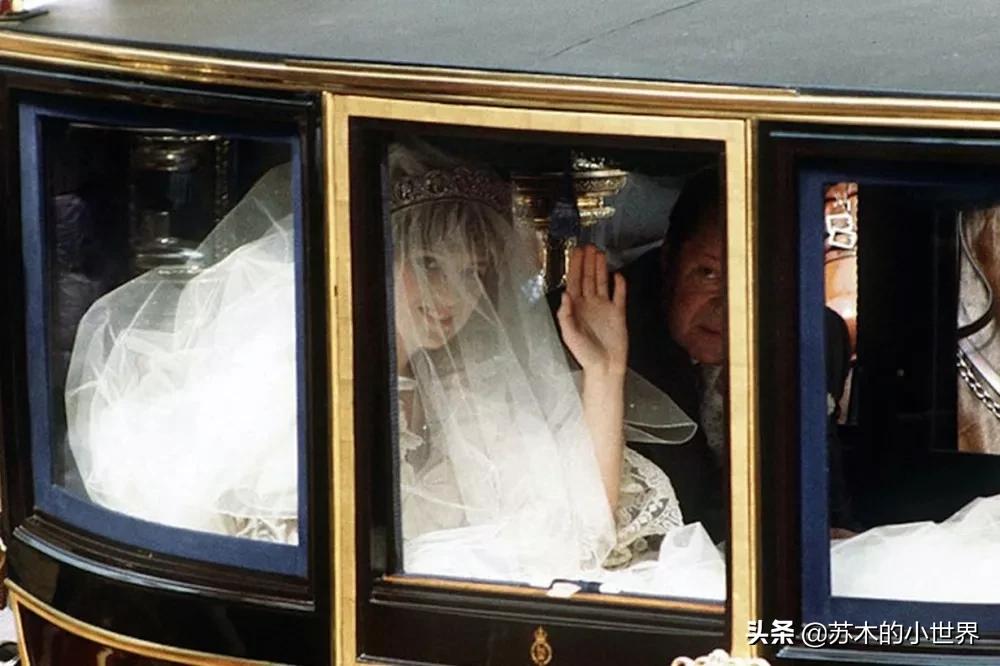 世界十大顶级婚纱设计,高端婚纱设计品牌排行榜