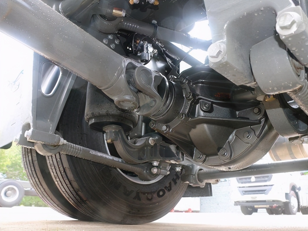 拉快递哪款车最省油,拉快递最好的车型