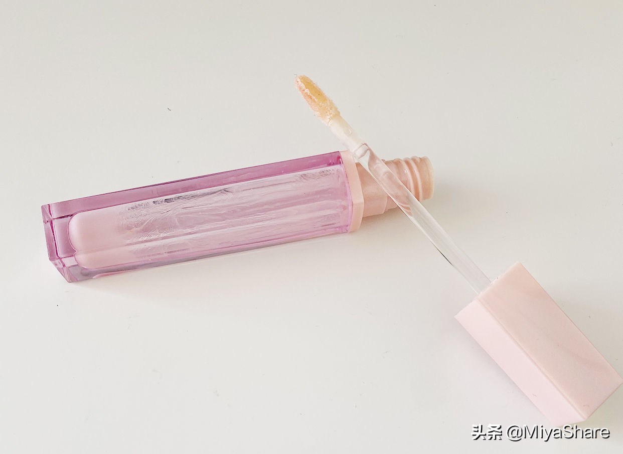 雅诗兰黛唇膏盘测评,润唇膏测评李佳琦