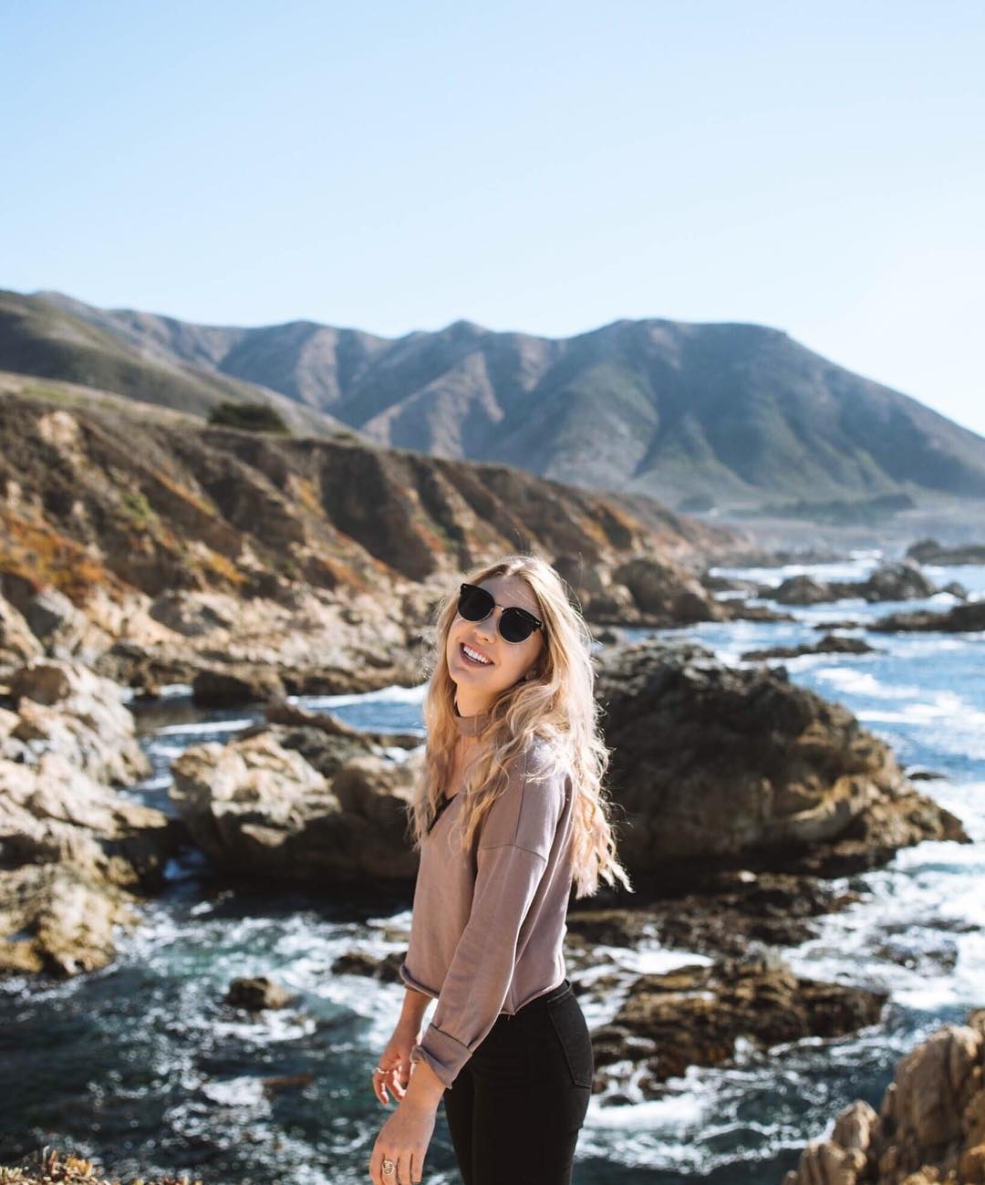 今年最爆款卫衣超潮女必备,品牌卫衣女款什么牌子质量好