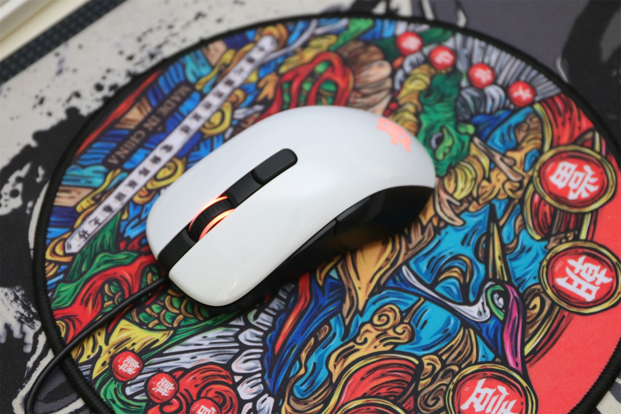 轻量化鼠标性价比推荐,200到300无线轻量化鼠标