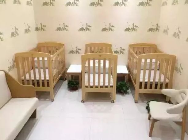 开店1小时就被挤爆:这家店凭什么让人感动到哭