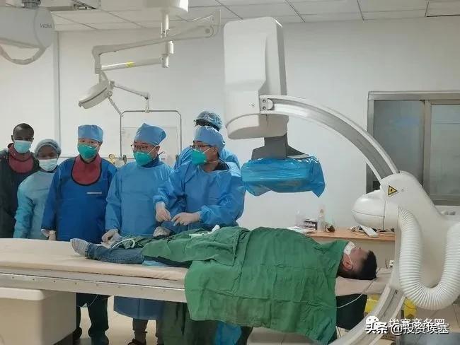 中！遇见da网红，不远万里来到埃塞的“河南老中医”，你慕了吗？